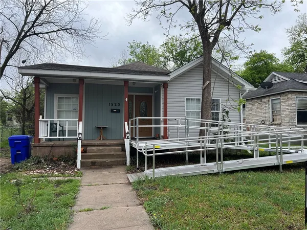 $165,000 | 1820 Live Oak Avenue, Waco, TX 76708