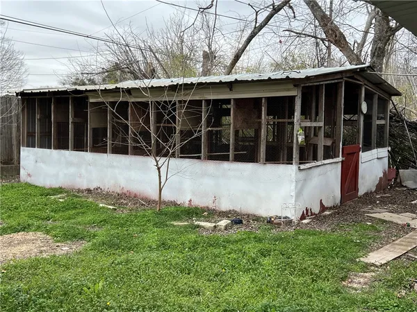$165,000 | 1820 Live Oak Avenue, Waco, TX 76708