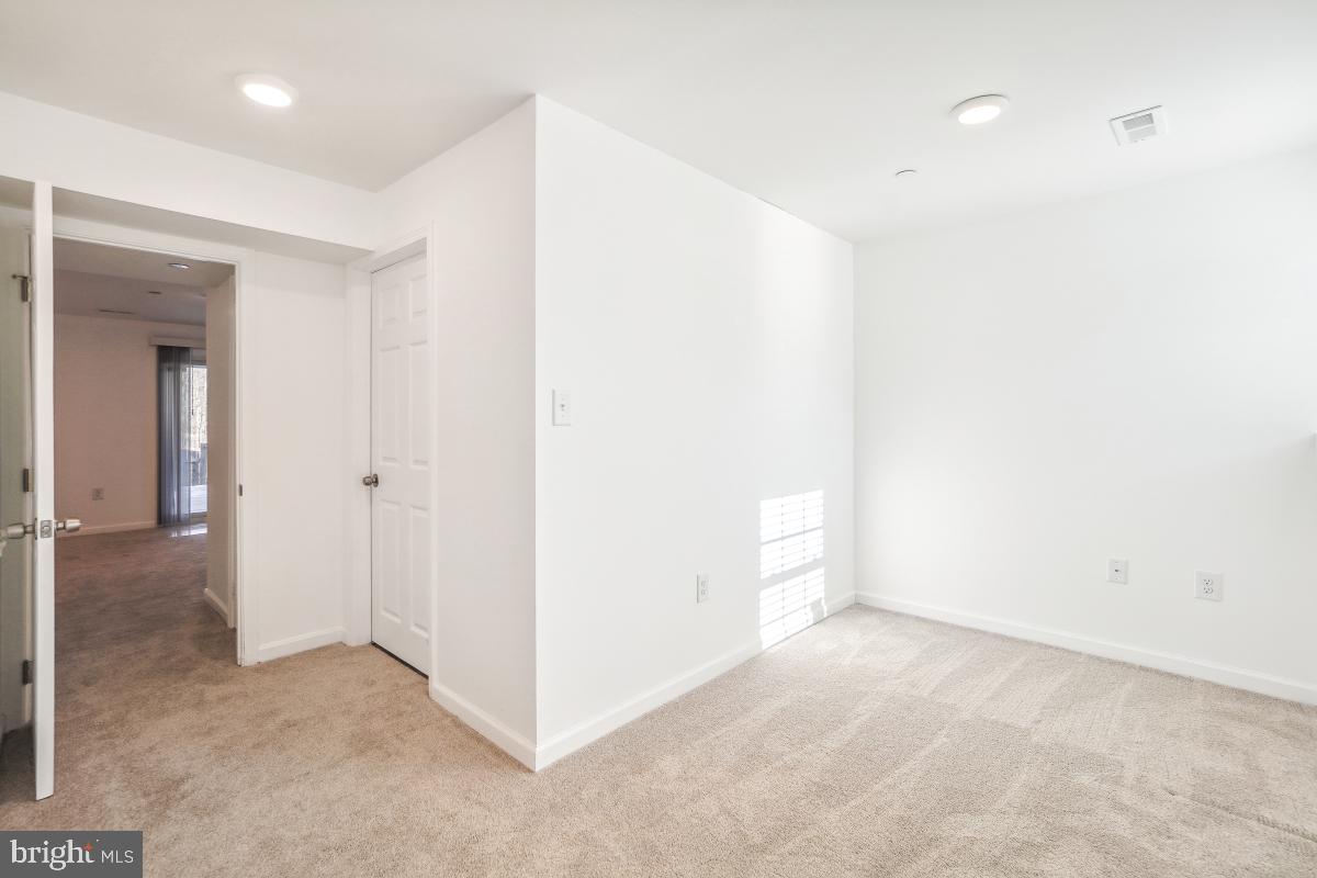 575 Primus Court Frederick, MD 21703 - Photo 9 of 31 an empty room with a natural light