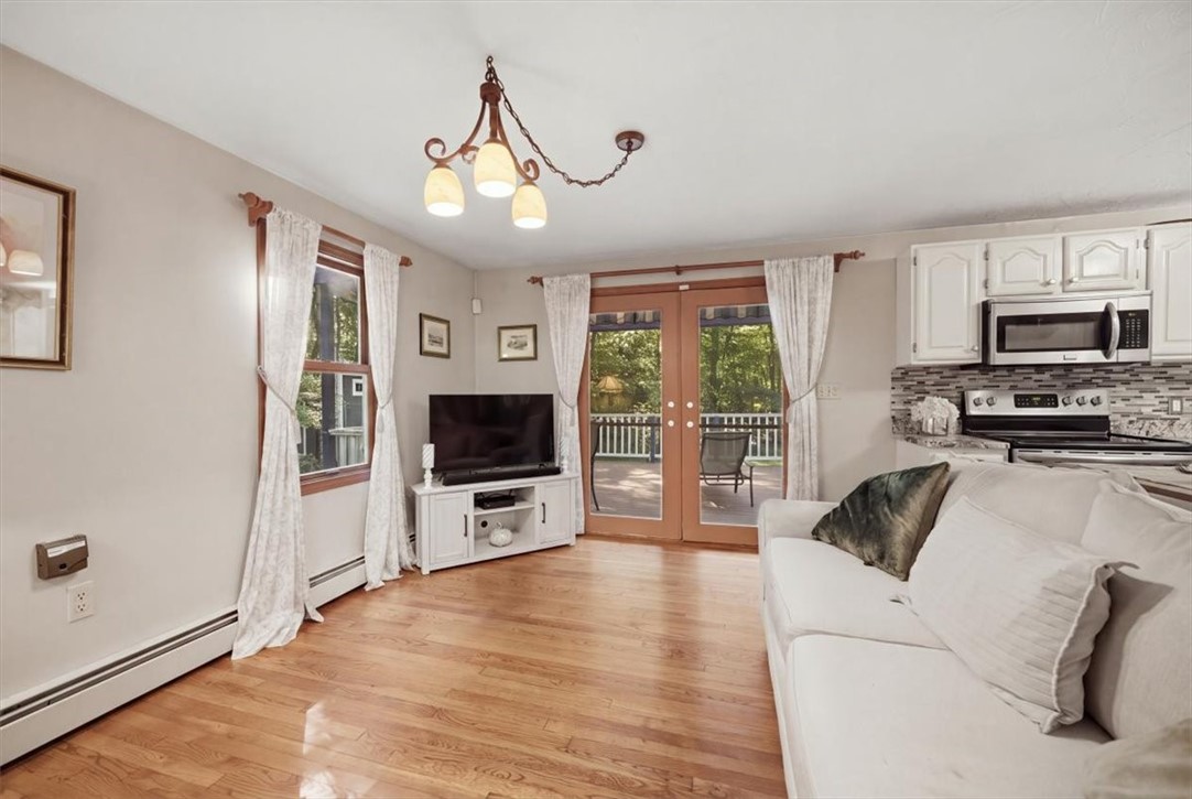 122 Burlingame Road Smithfield, RI 02917 - Photo 13 of 40 Gallery Image 13