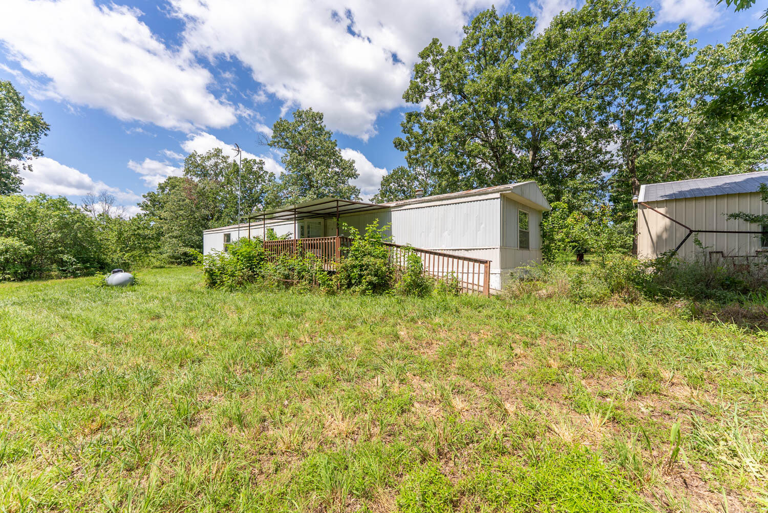 538 Pleasant Run Road Mammoth Spring, AR 72554 - Photo 24 of 55 Mobile home on 40 acres031