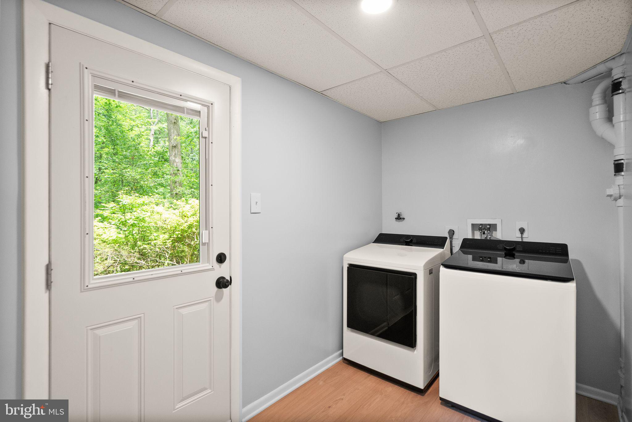 2500 Pegasus Lane Reston, VA 20191 - Photo 54 of 63 a view of a kitchen with washer and dryer