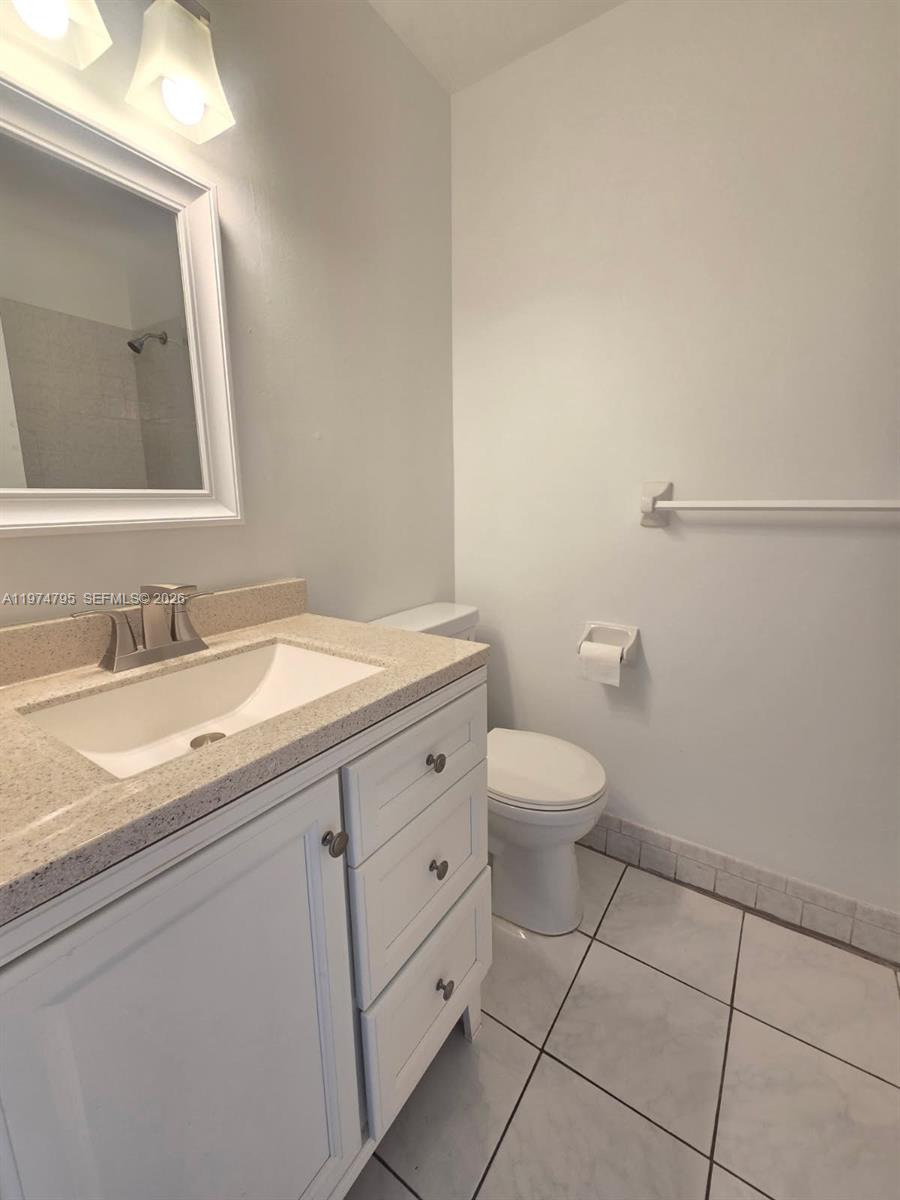 15081 Southwest 127th Court Miami, FL 33186 - Photo 13 of 20
