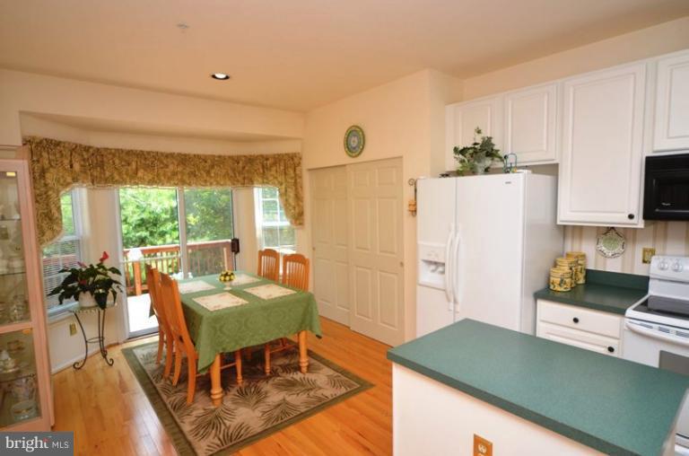 6309 Wind Rider Way Columbia, MD 21045 - Photo 11 of 23 Kitchen-Breakfast Area