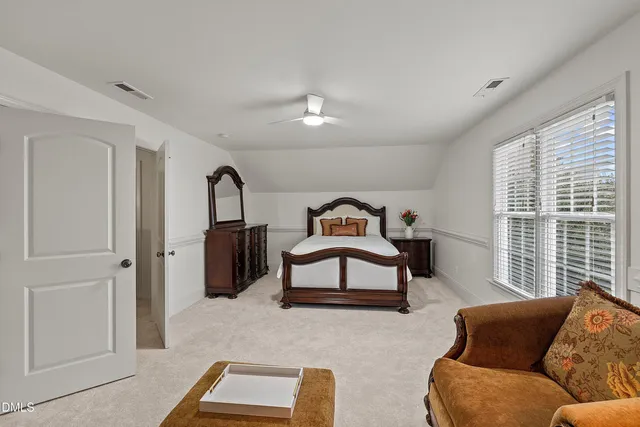 a view of a livingroom with furniture