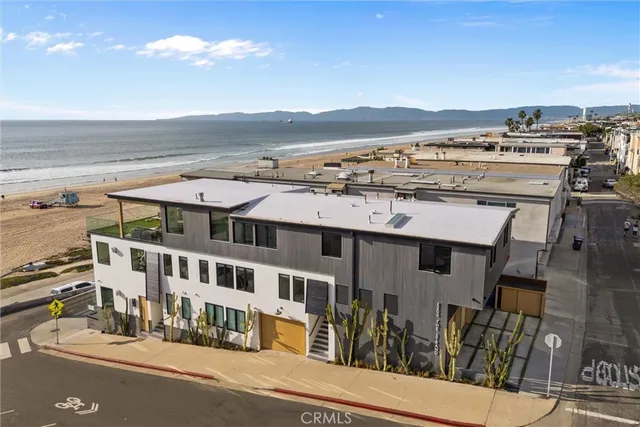 $6,499,000 | 2200 The Strand, Unit B, Manhattan Beach, CA 90266