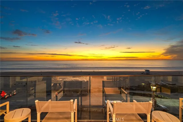 $6,499,000 | 2200 The Strand, Unit B, Manhattan Beach, CA 90266