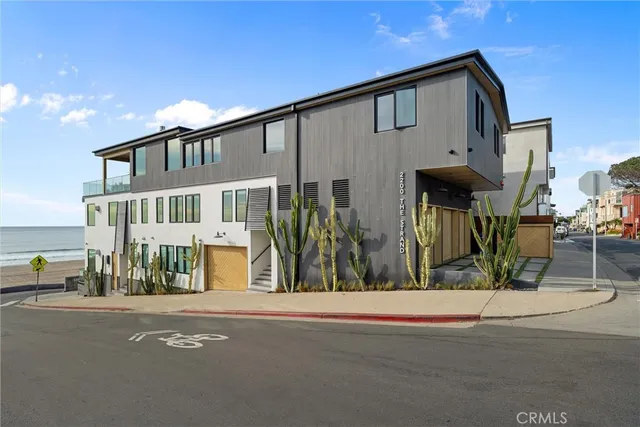 $6,499,000 | 2200 The Strand, Unit B, Manhattan Beach, CA 90266