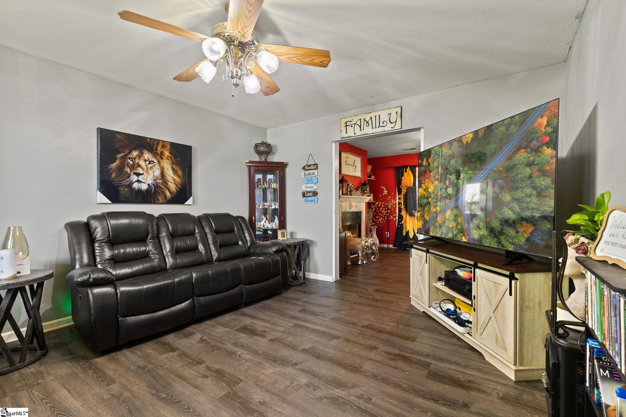 420 Raspberry Lane Fountain Inn, SC 29644 - Photo 5 of 24
