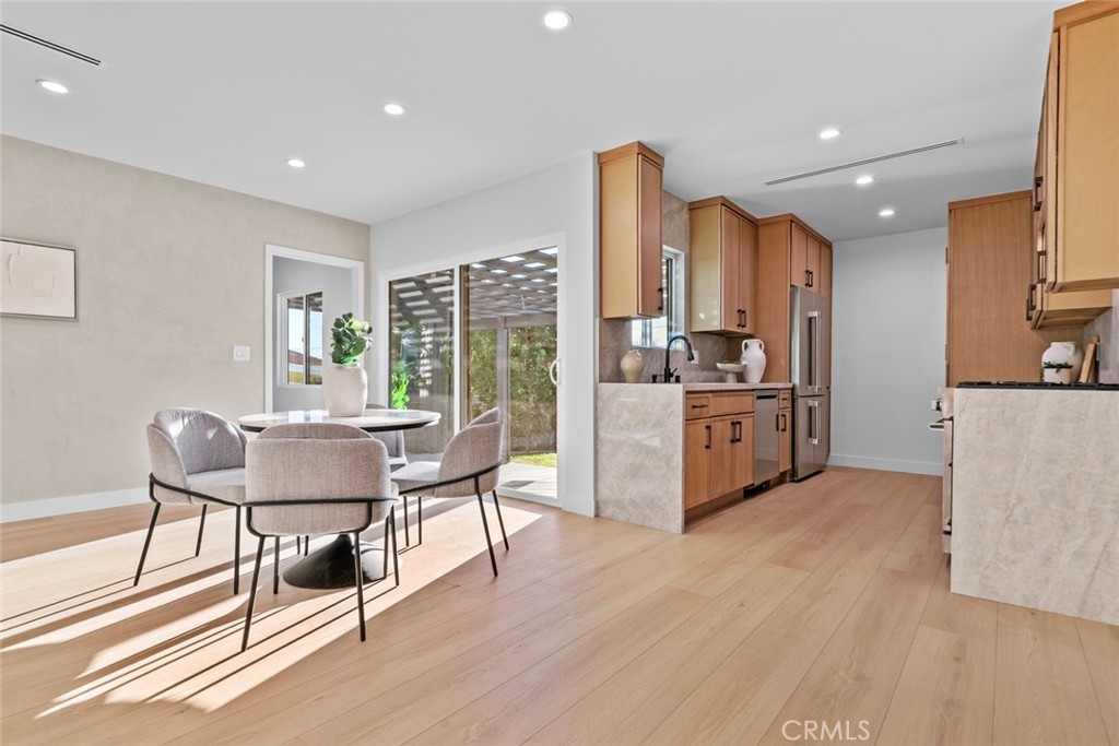 3141 North Frederic Street Burbank, CA 91504 - Photo 12 of 47