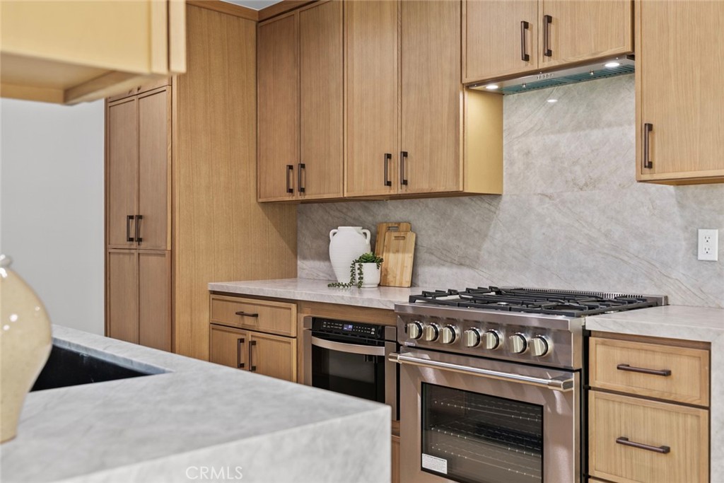 3141 North Frederic Street Burbank, CA 91504 - Photo 16 of 47