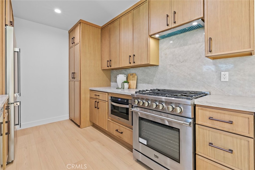 3141 North Frederic Street Burbank, CA 91504 - Photo 17 of 47