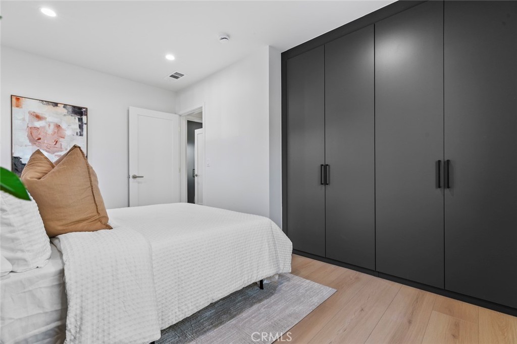 3141 North Frederic Street Burbank, CA 91504 - Photo 30 of 47