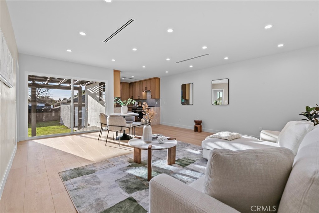 3141 North Frederic Street Burbank, CA 91504 - Photo 10 of 47