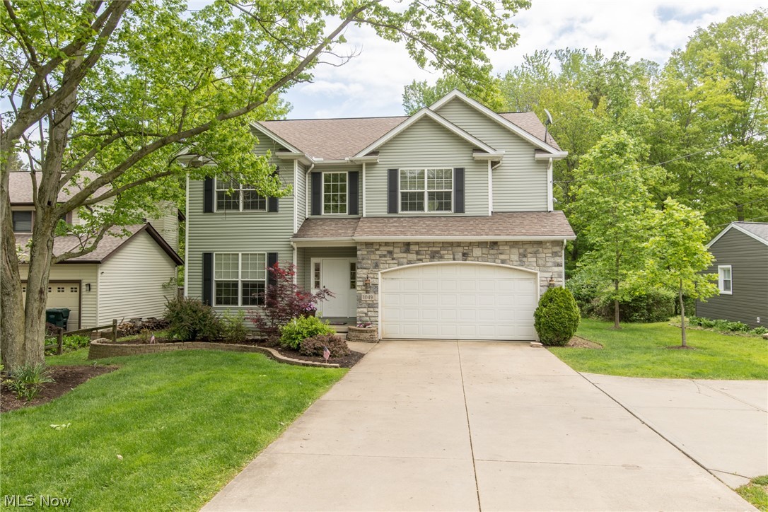 1049 Lander Road Cleveland, OH 44143 - Photo 1 of 35