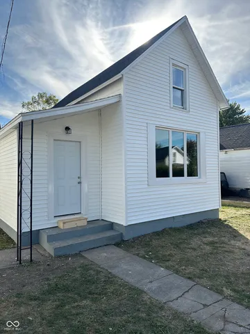$109,900 | 413 South Cherry Street, Hartford City, IN 47348