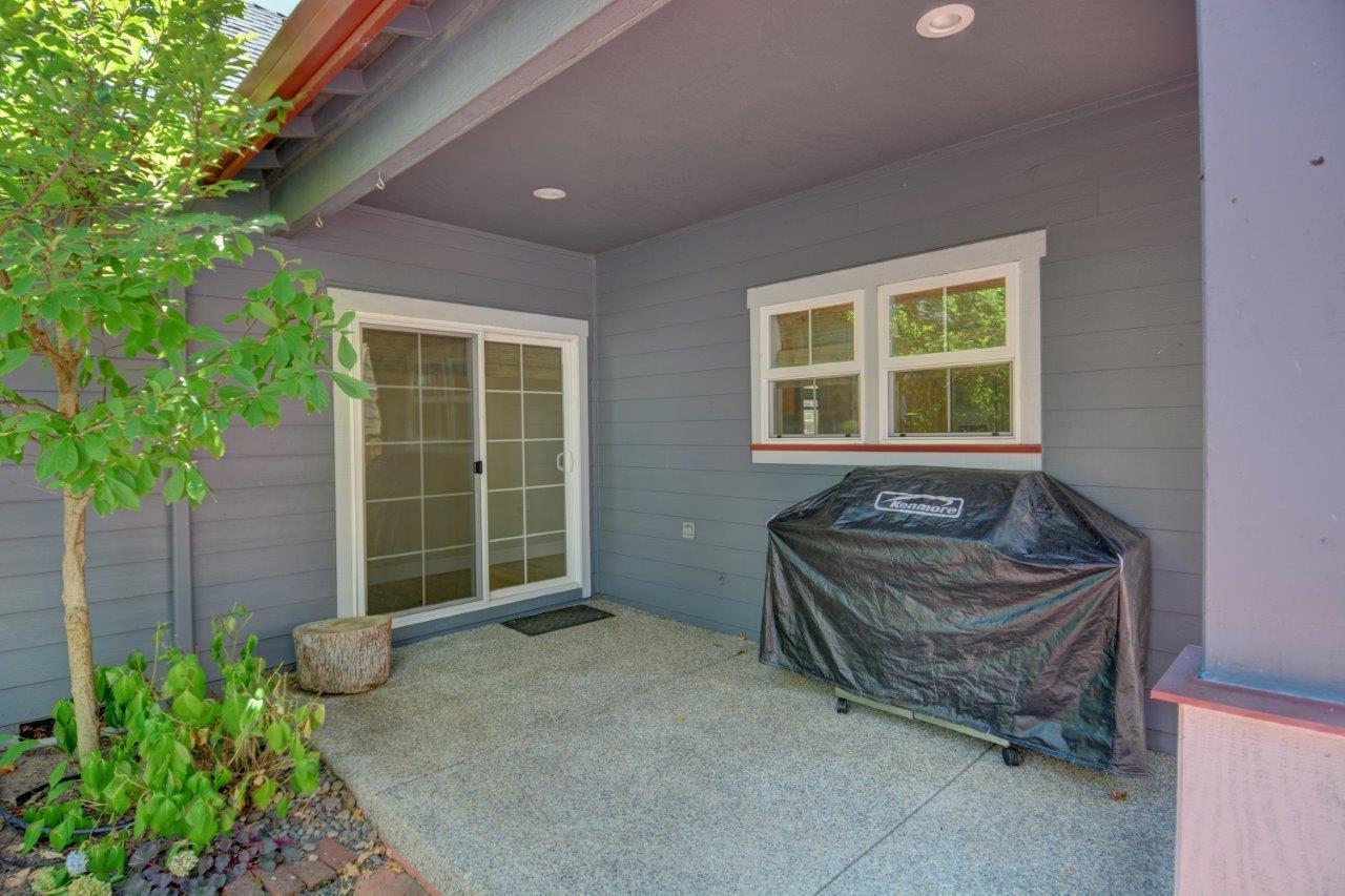 26 Falling Leaf Lane Eagle Point, OR 97524 - Photo 11 of 35 Additional Photo