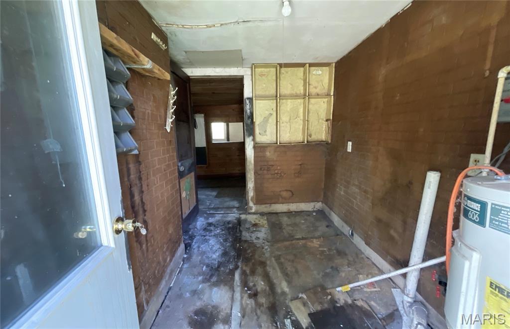 407 Madison Street Kane, IL 62054 - Photo 8 of 16