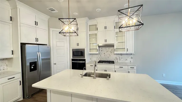 $590,000 | 3010 Moonlit Mesa Lane, Houston, TX 77063