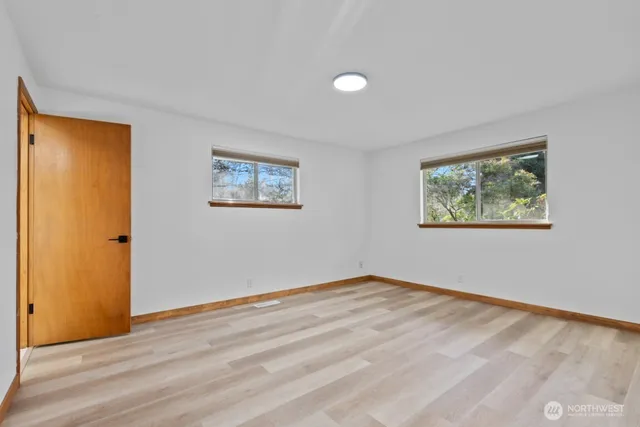 $4,500 | 10338 44th Avenue Northeast, Seattle, WA 98125