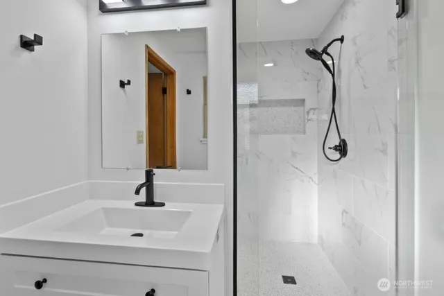 $4,500 | 10338 44th Avenue Northeast, Seattle, WA 98125