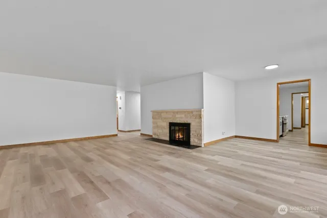 $4,500 | 10338 44th Avenue Northeast, Seattle, WA 98125