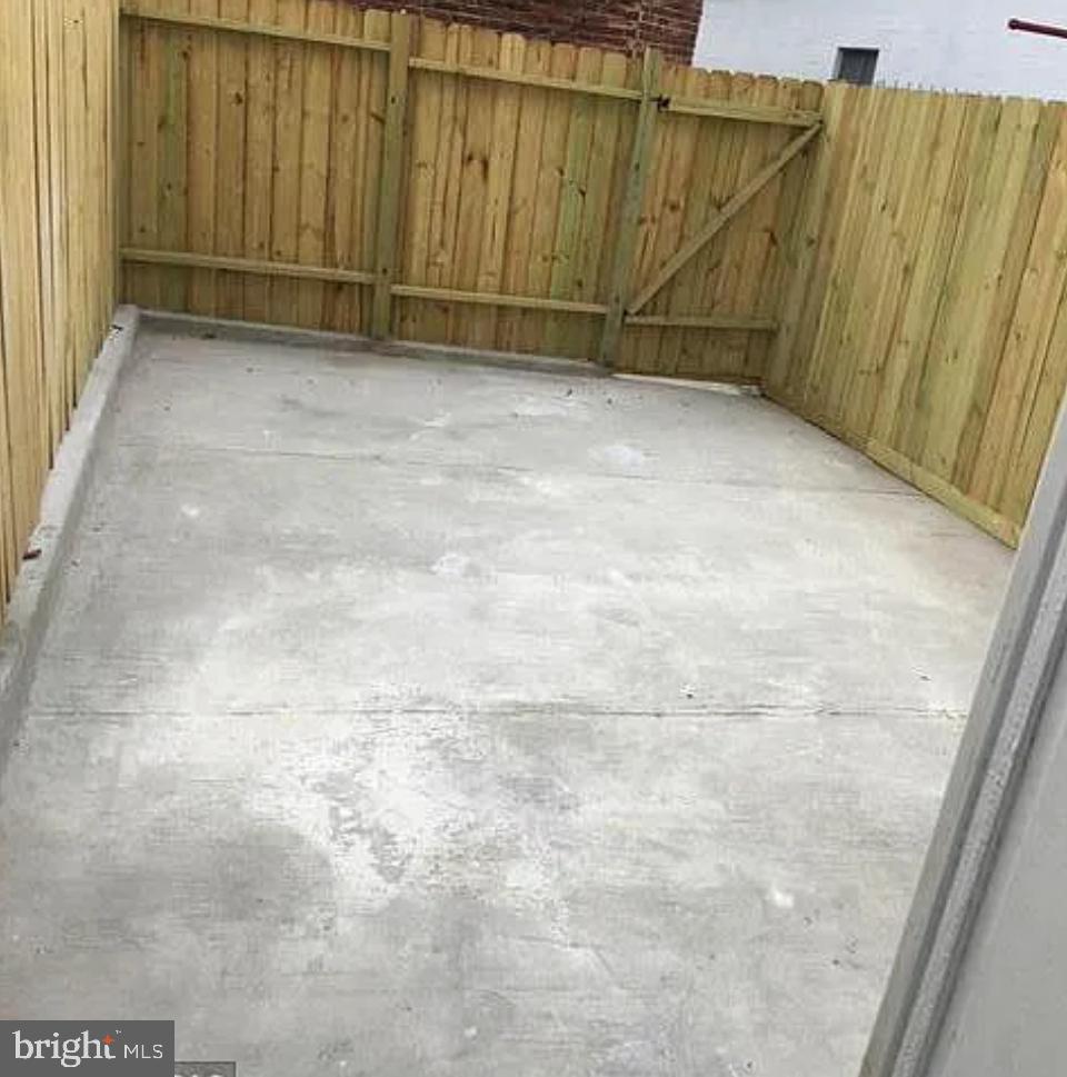 2023 West Lexington Street Baltimore, MD 21223 - Photo 7 of 10 a view of a garage