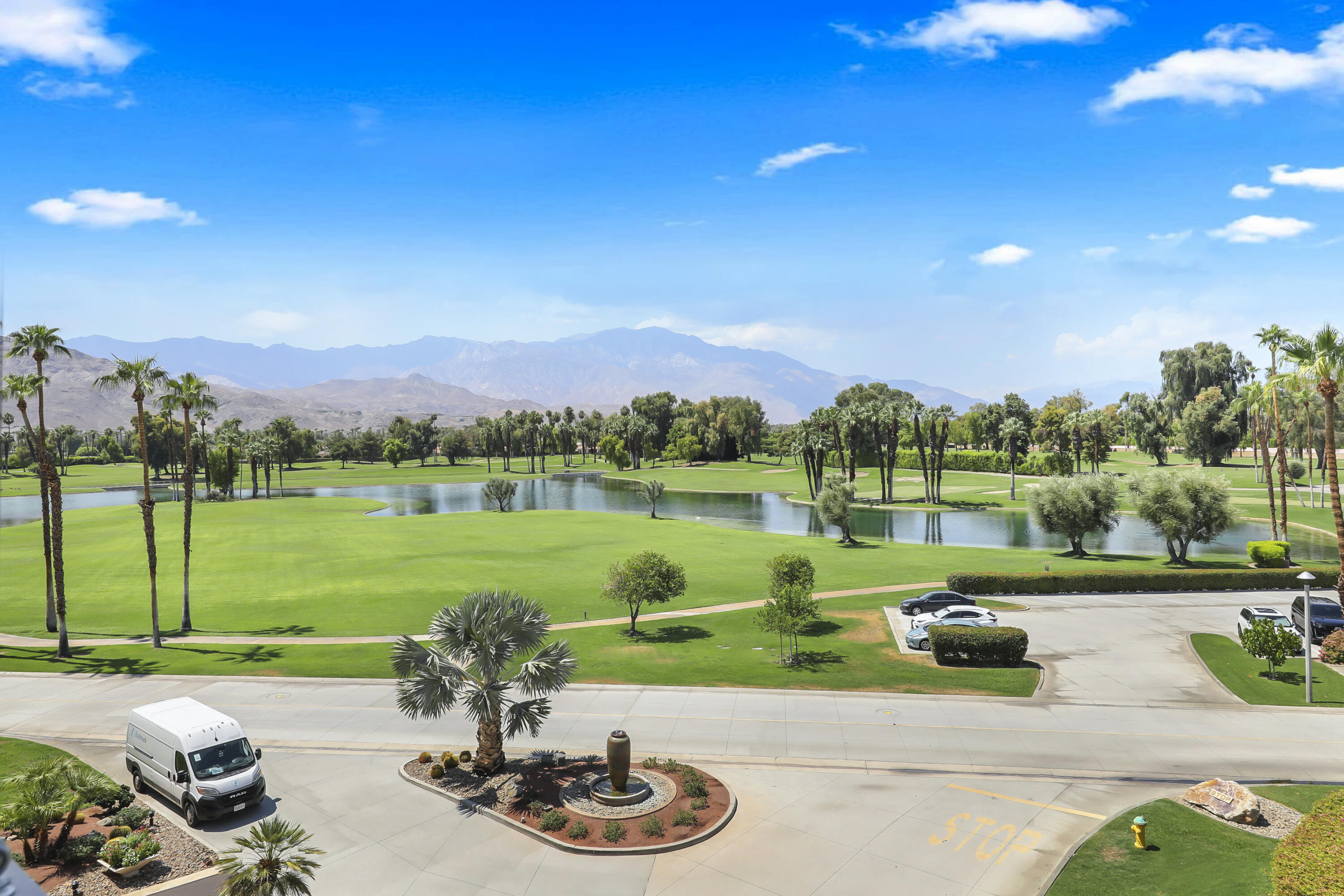 910 Island Drive, Unit 406 Rancho Mirage, CA 92270 - Photo 37 of 54 IslandDr910#38