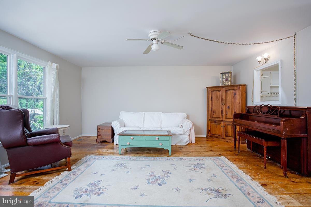 9951 Guilford Road Jessup, MD 20794 - Photo 10 of 44 Gallery Image 10