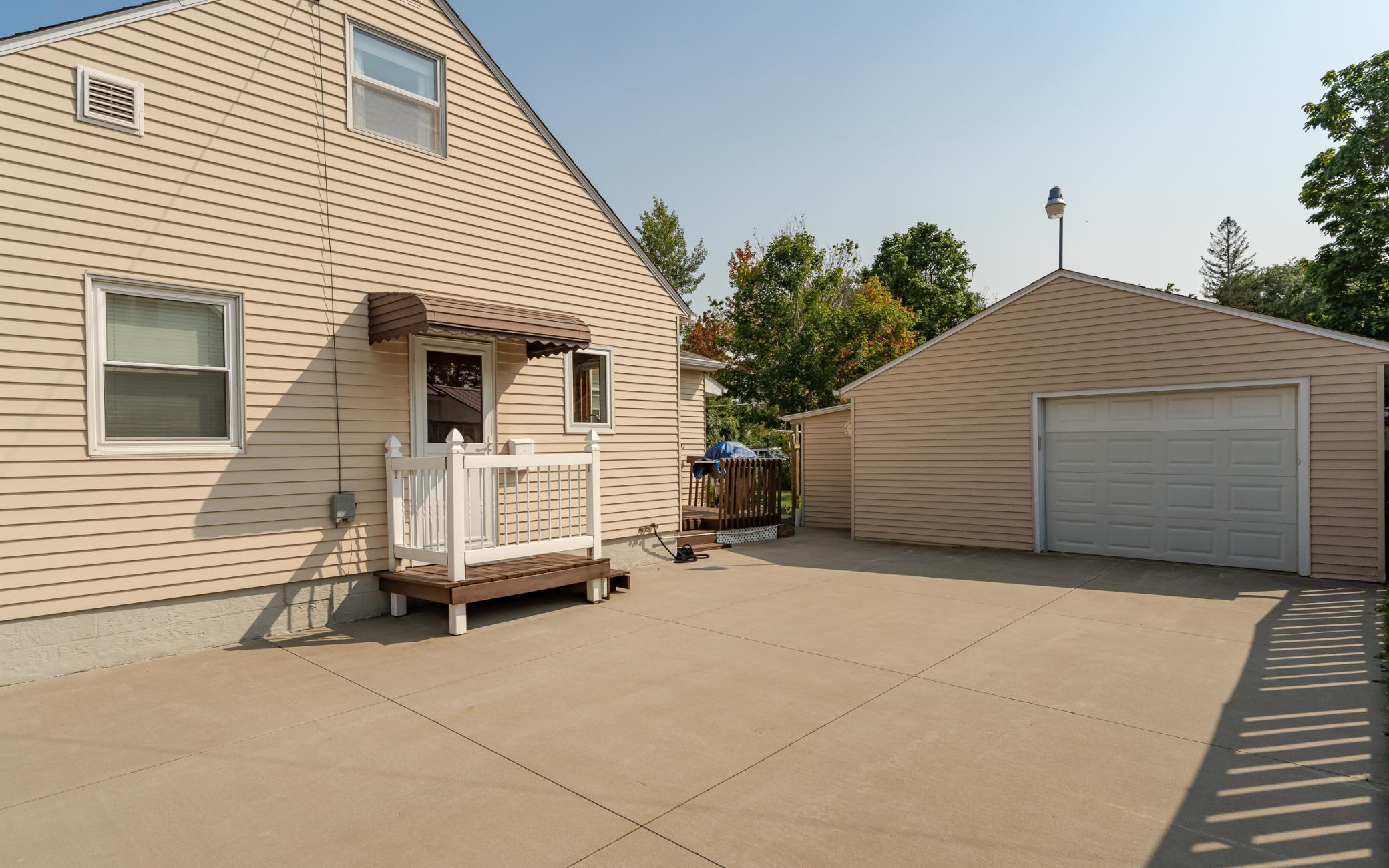 134 19th Street Southeast Rochester, MN 55904 - Photo 29 of 42