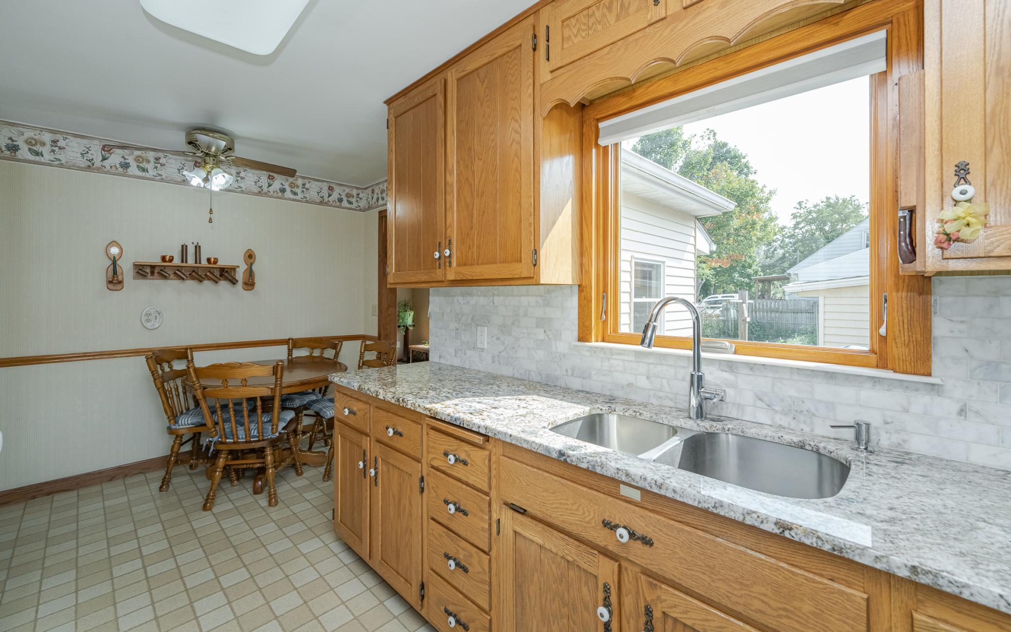134 19th Street Southeast Rochester, MN 55904 - Photo 4 of 42
