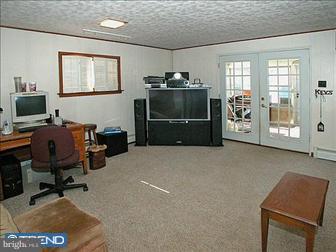 2180 Kirk Road Abington, PA 19001 - Photo 4 of 6 Gallery Image 4
