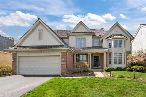 $1,150,000 | 1924 Wyndham Circle, Glenview, IL 60025