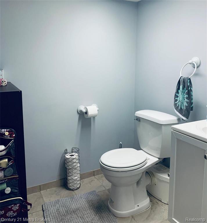 2505 Dearborn Avenue Rochester Hills, MI 48309 - Photo 19 of 25