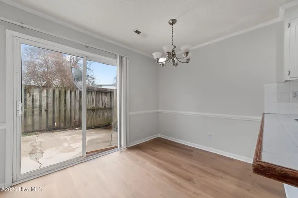 $950 | 3915 Sterling Pointe Drive, Unit JJ9, Winterville, NC 28590