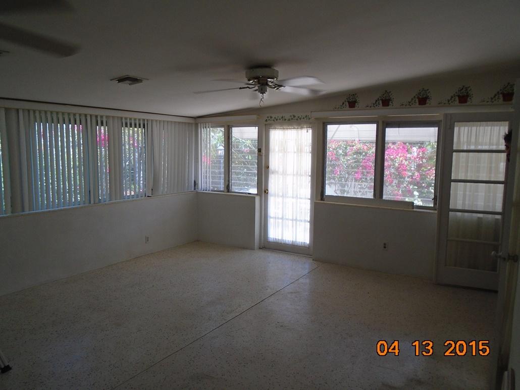 369 Alhambra Place West Palm Beach, FL 33405 - Photo 5 of 8 DSC00557