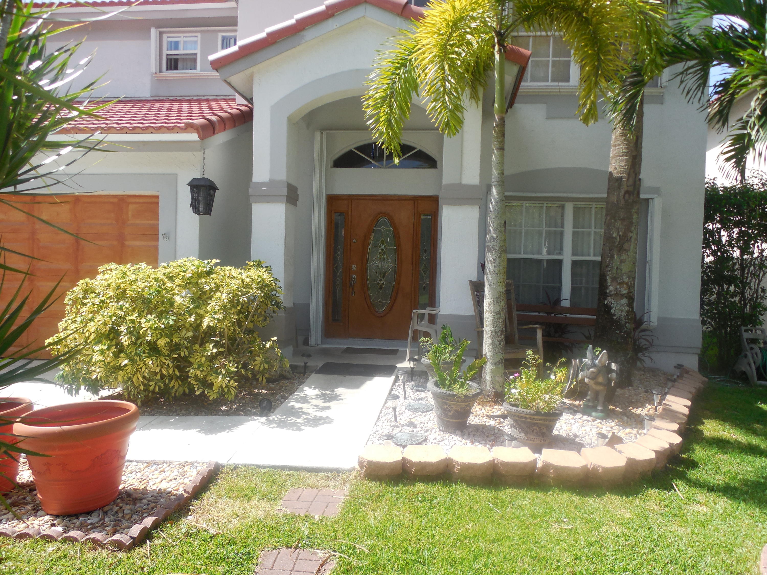 10752 Lake Oak Way Boca Raton, FL 33498 - Photo 2 of 15 aaaalake oak way 093