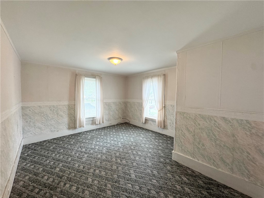 126 North Fulton Street Auburn, NY 13021 - Photo 27 of 38