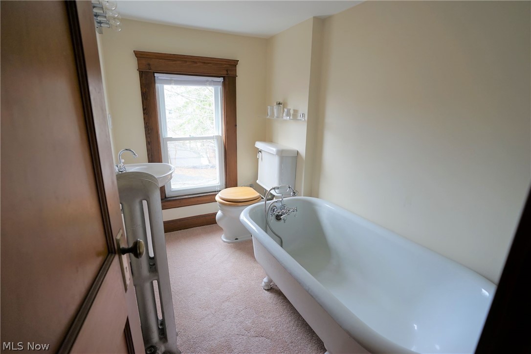 2884 Huntington Road Cleveland, OH 44120 - Photo 30 of 34