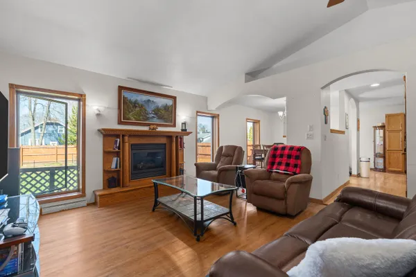$647,000 | 619 Knight Avenue, Neenah, WI 54956