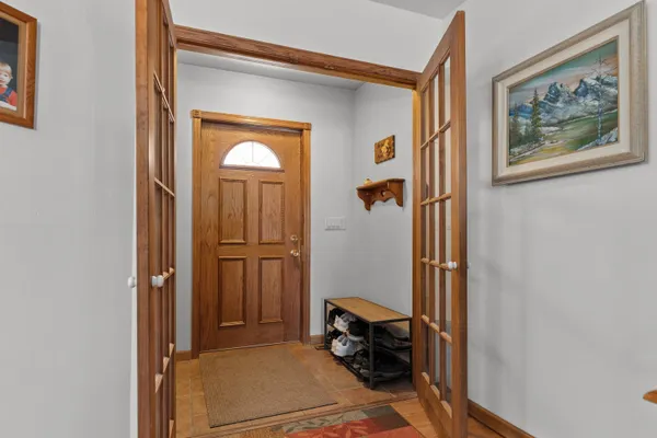 $647,000 | 619 Knight Avenue, Neenah, WI 54956