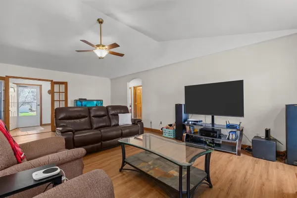 $647,000 | 619 Knight Avenue, Neenah, WI 54956