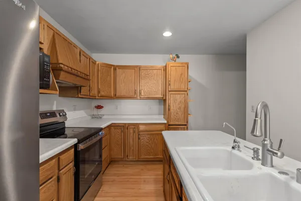 $647,000 | 619 Knight Avenue, Neenah, WI 54956