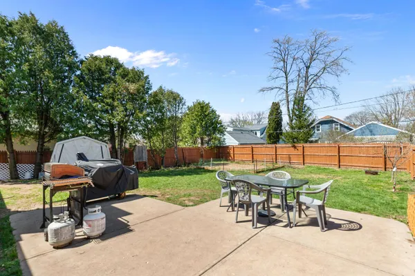 $647,000 | 619 Knight Avenue, Neenah, WI 54956