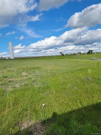 $70,000 | 7 11th Avenue, Deer Trail, CO 80105