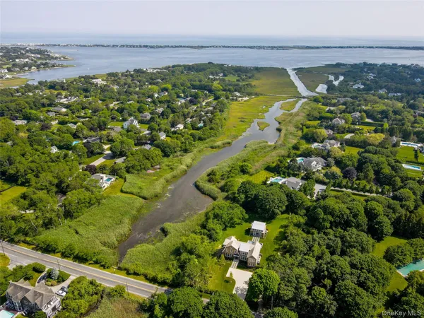 $4,575,000 | 161 South Road, Westhampton, NY 11977