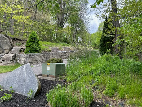 $195,000 | 68 Westledge Drive, Torrington, CT 06790