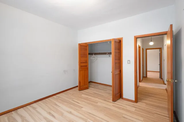 $189,900 | 606 De Angelis Court, Chicago Heights, IL 60411