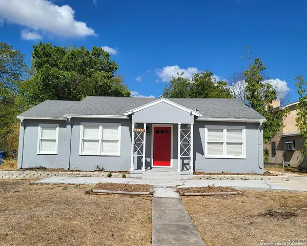 $1,295 | 2443 West Huisache Avenue, Unit 1, San Antonio, TX 78228