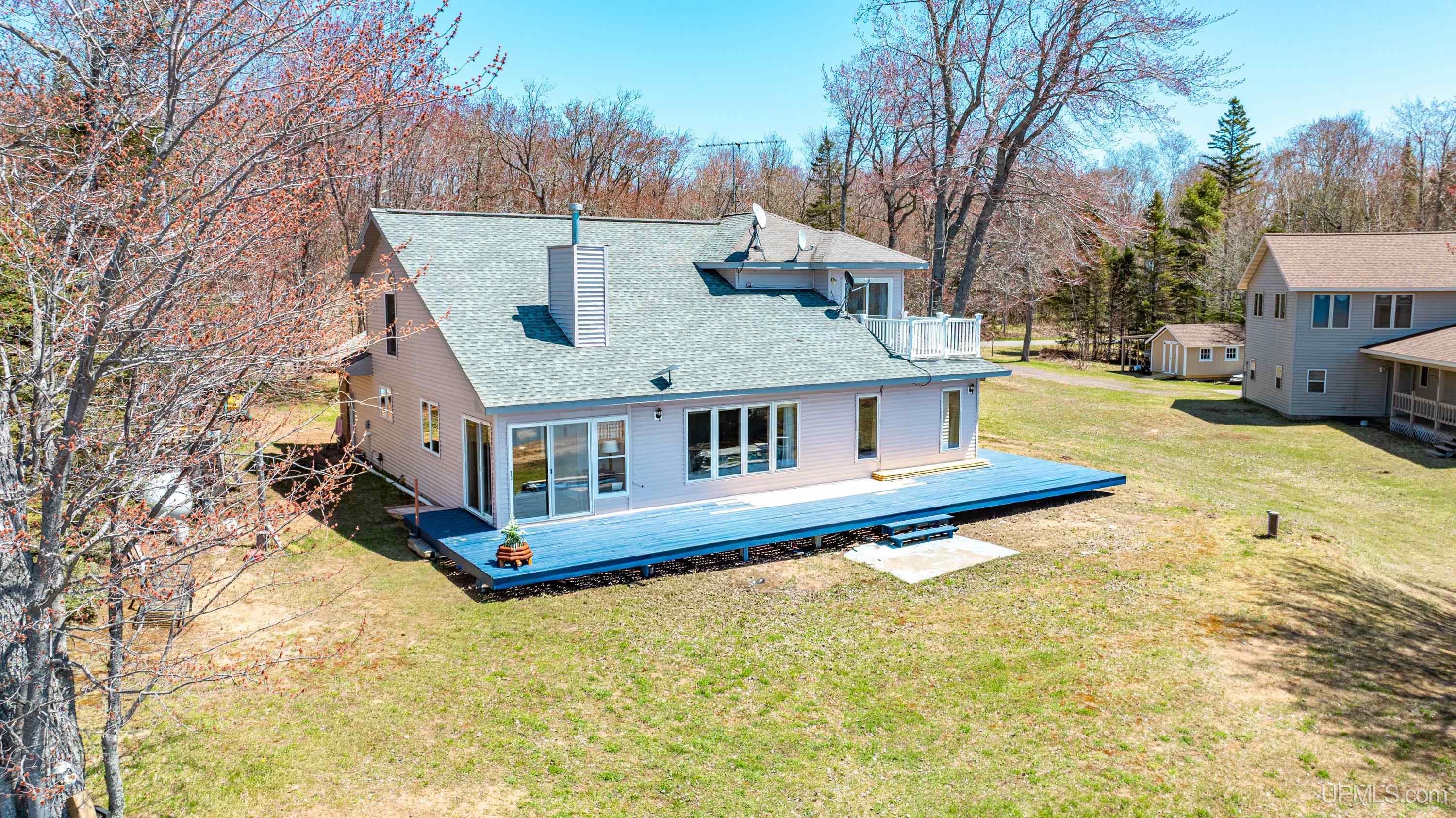 6139 Sand Point Road Mohawk, MI 49950 - Photo 5 of 58